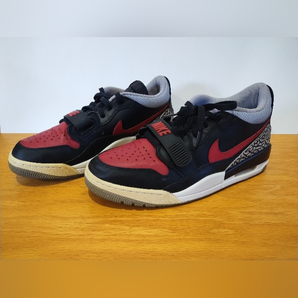 Nike Black and Red Air Jordan Legacy Size 12